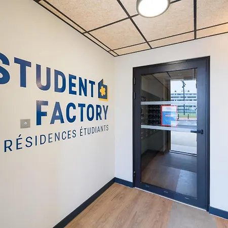 Student Factory Stadium Apartment *