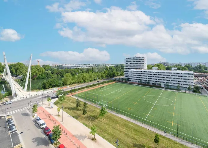 Student Factory Stadium * تولوز